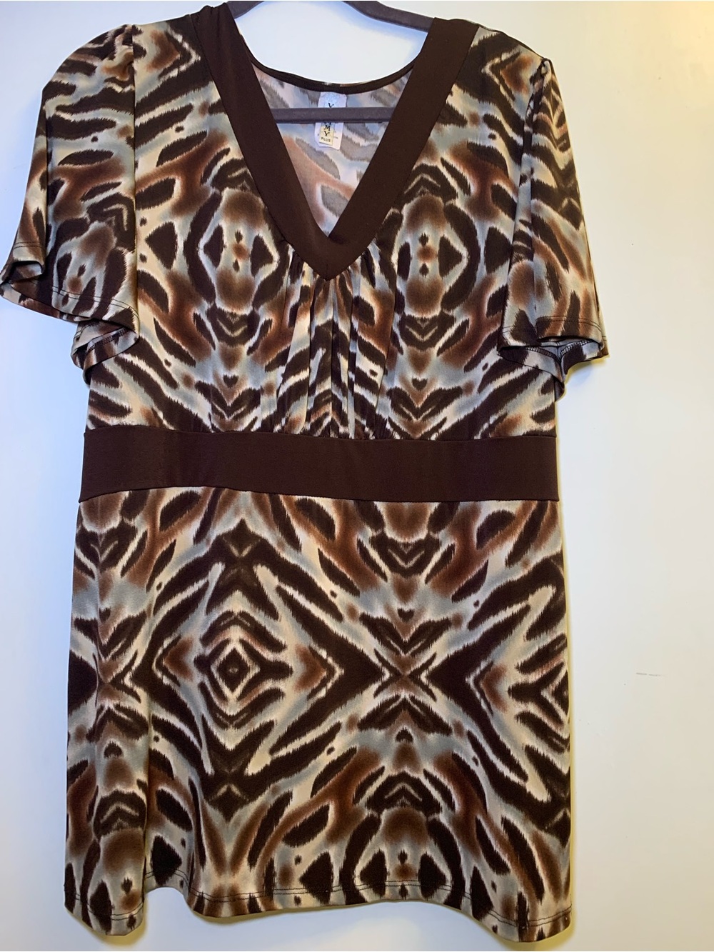 Brown Geometric V-Neck Short Sleeve Blouse